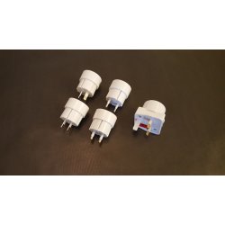 Rejseadapter 5 Delt