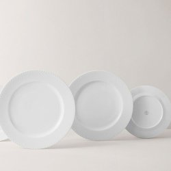 Lyngby Porcel&aelig;n, Rhombe Dyb Tallerken, &Oslash;23