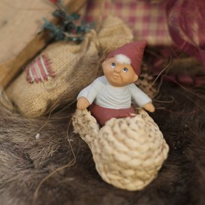 Etly Klarborg, Aksel