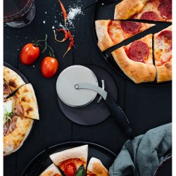 Pizzahjul - Specialty - 20cm - Sort - Microplane