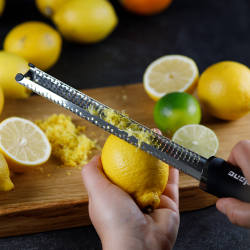 Rivejern - Premium - Classic Zester - Sort - Microplane
